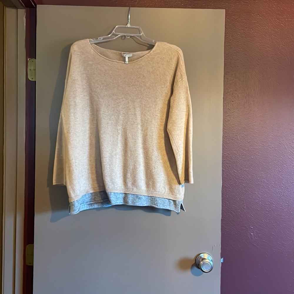 Cashmere sweater